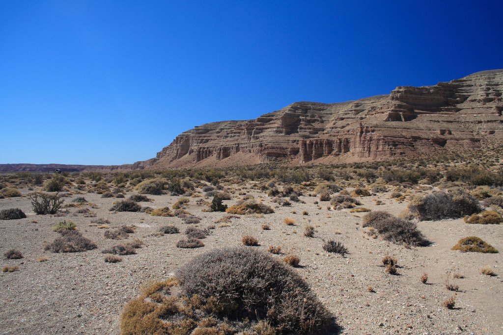 03-Layered deposits at Los Altares.jpg - Layered deposits at Los Altares